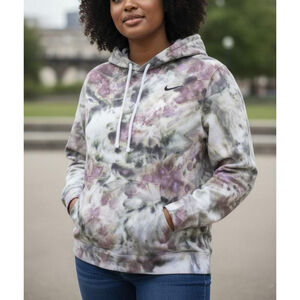 EXTRA LARGE Women's Upcycled Nike Hoodie, One-of-a-Kind Tie Dye Sweatshirt